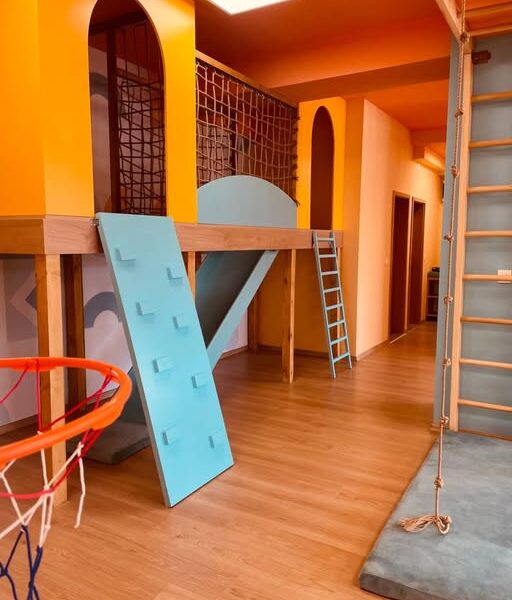 BUBBLES Kids Club & Coffee