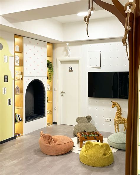 Kids Avenue & Coffee