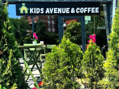 Kids Avenue & Coffee