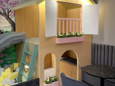 Kids Avenue & Coffee