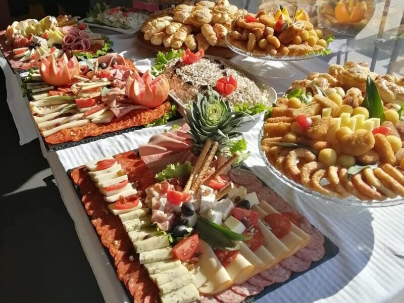 Твој кетеринг