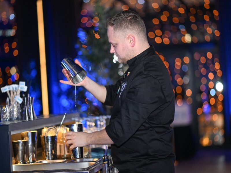 Никола Коктел Мастер