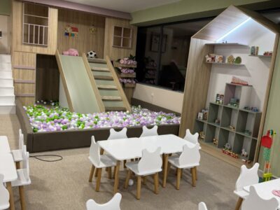 Gnezdo Coffee Bar & Playground