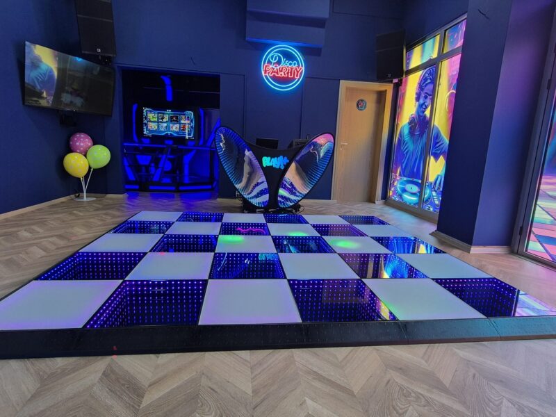 Play Plus Аеродром